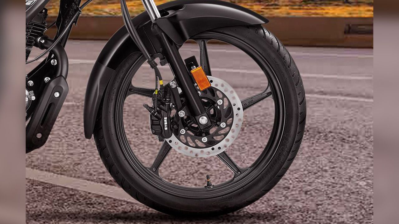 Hero Super Splendor Front Tyre View