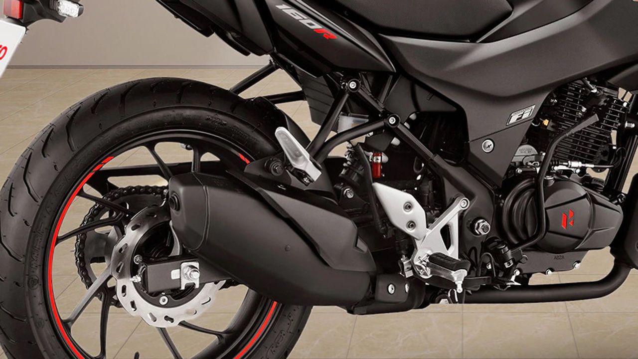 Hero Xtreme 160R Exhaust View