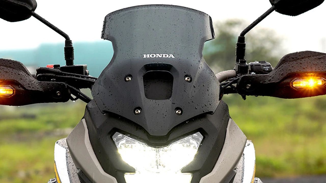 Honda CB200X Windshield View