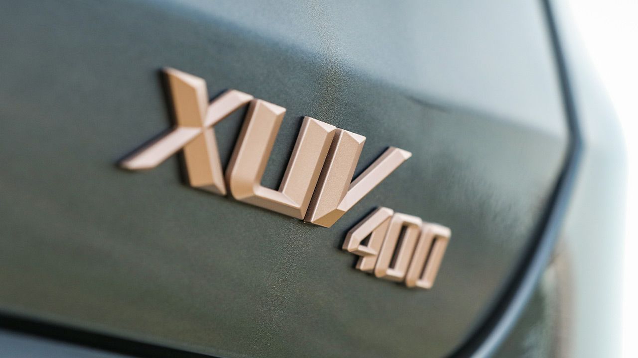 Mahindra XUV400 badge