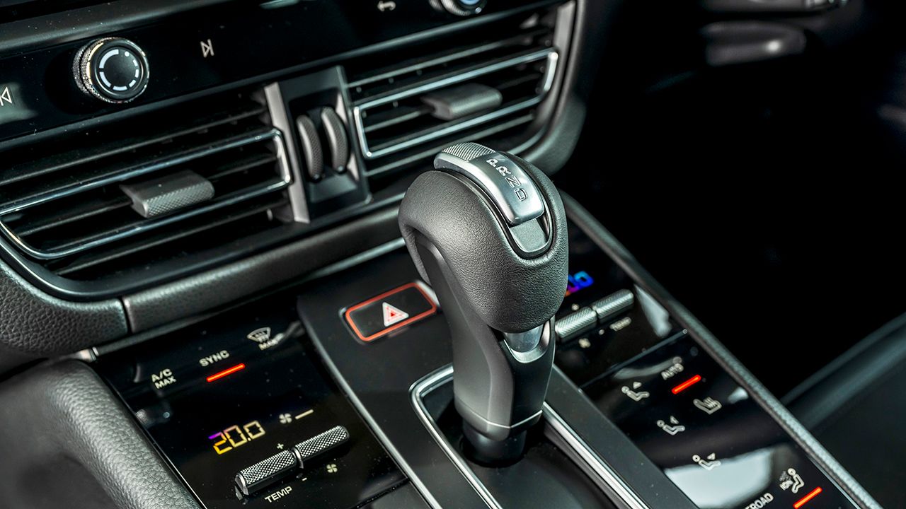 Porsche Macan GTS Gear Selector