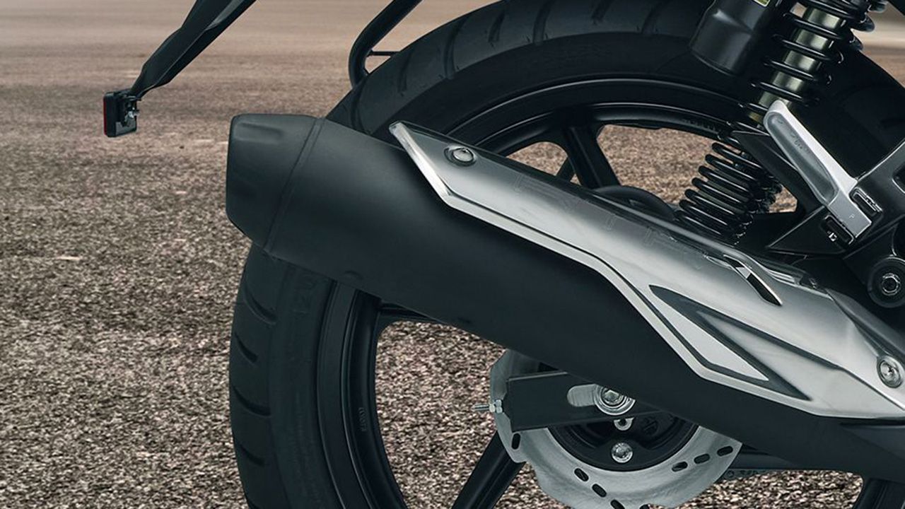 TVS Apache RTR 160 Exhaust View