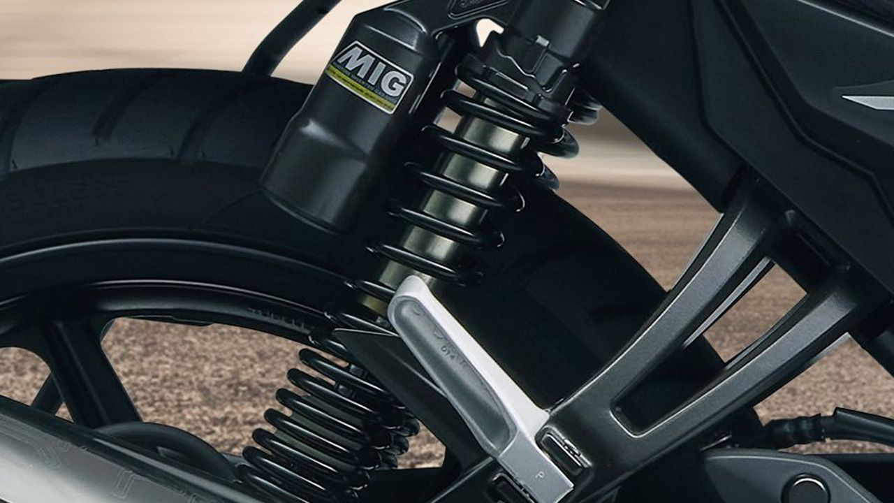 TVS Apache RTR 160 Rear Suspension View