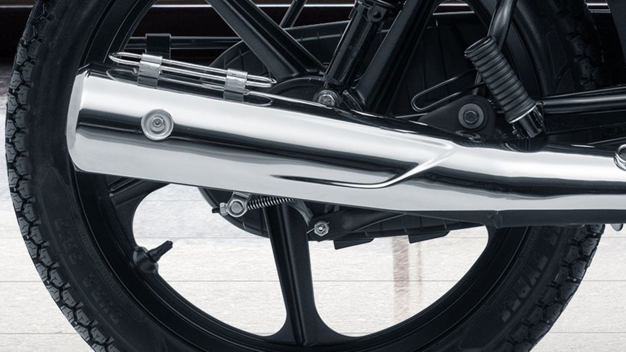 TVS Radeon Exhaust View