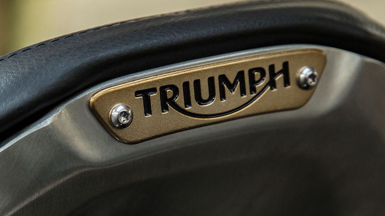 Triumph Bonneville Bobber Brand Logo Name