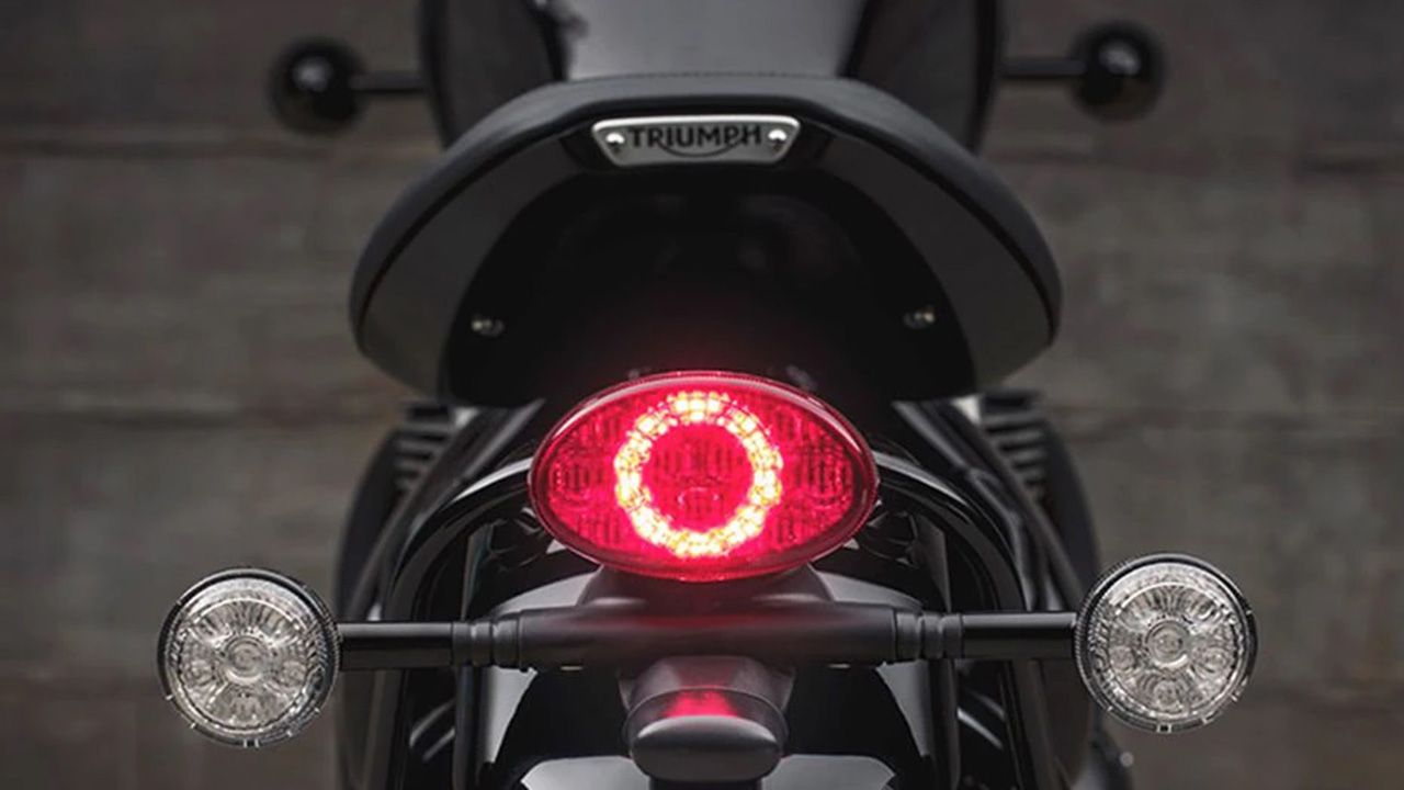 Triumph Bonneville Bobber Tail Light