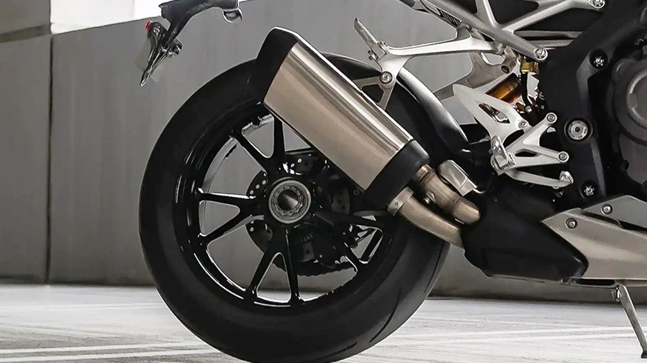 Triumph Speed Triple 1200 RS Rear Tyre View