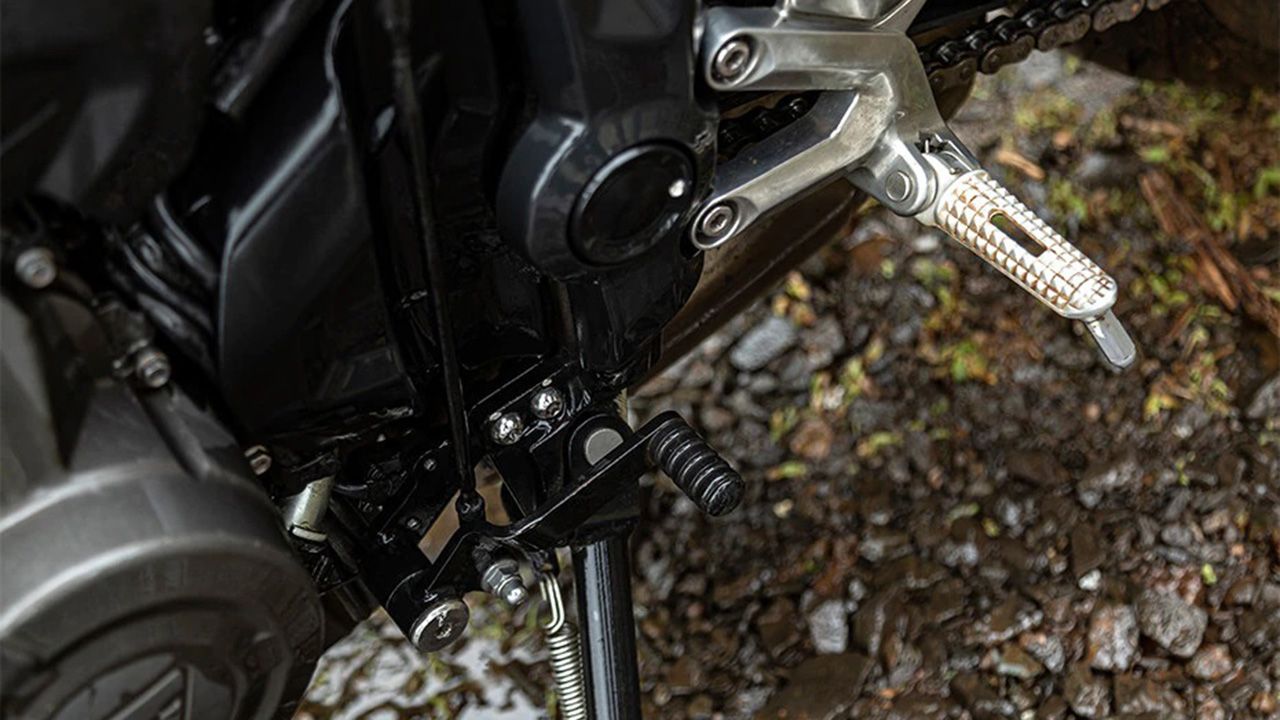 Triumph Trident 660 Gear Lever View