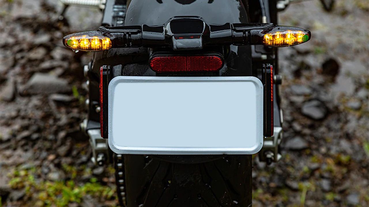 Triumph Trident 660 Number Plate