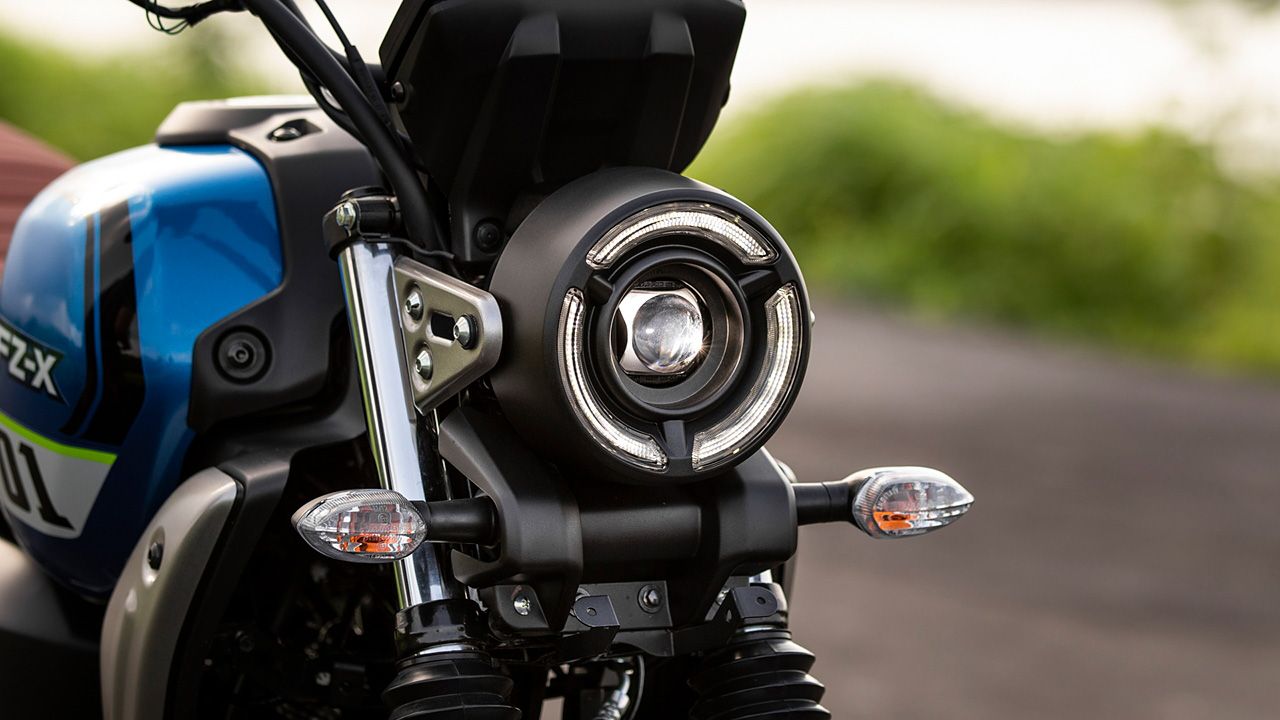 Yamaha FZ X Projector Headlight