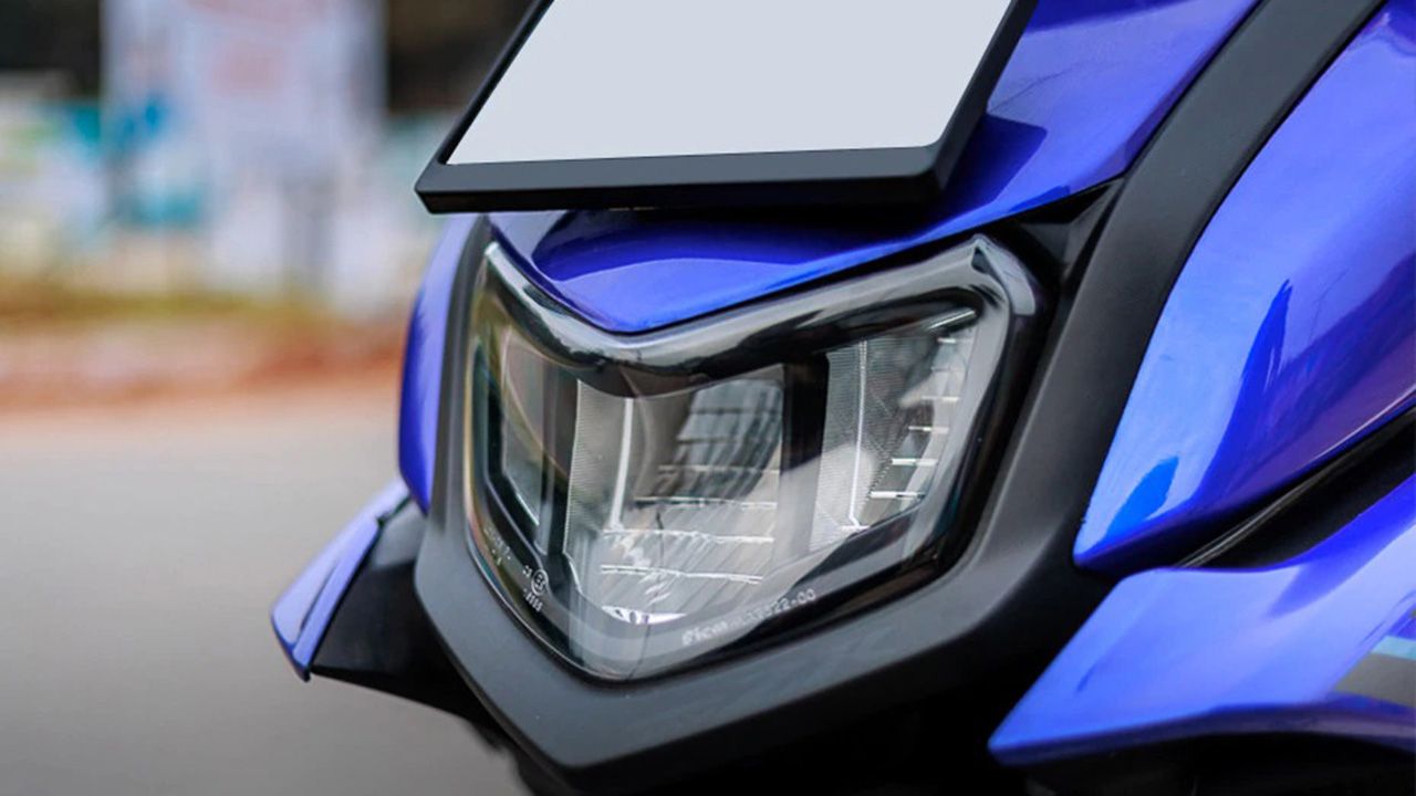 Yamaha Ray ZR 125 Head Light