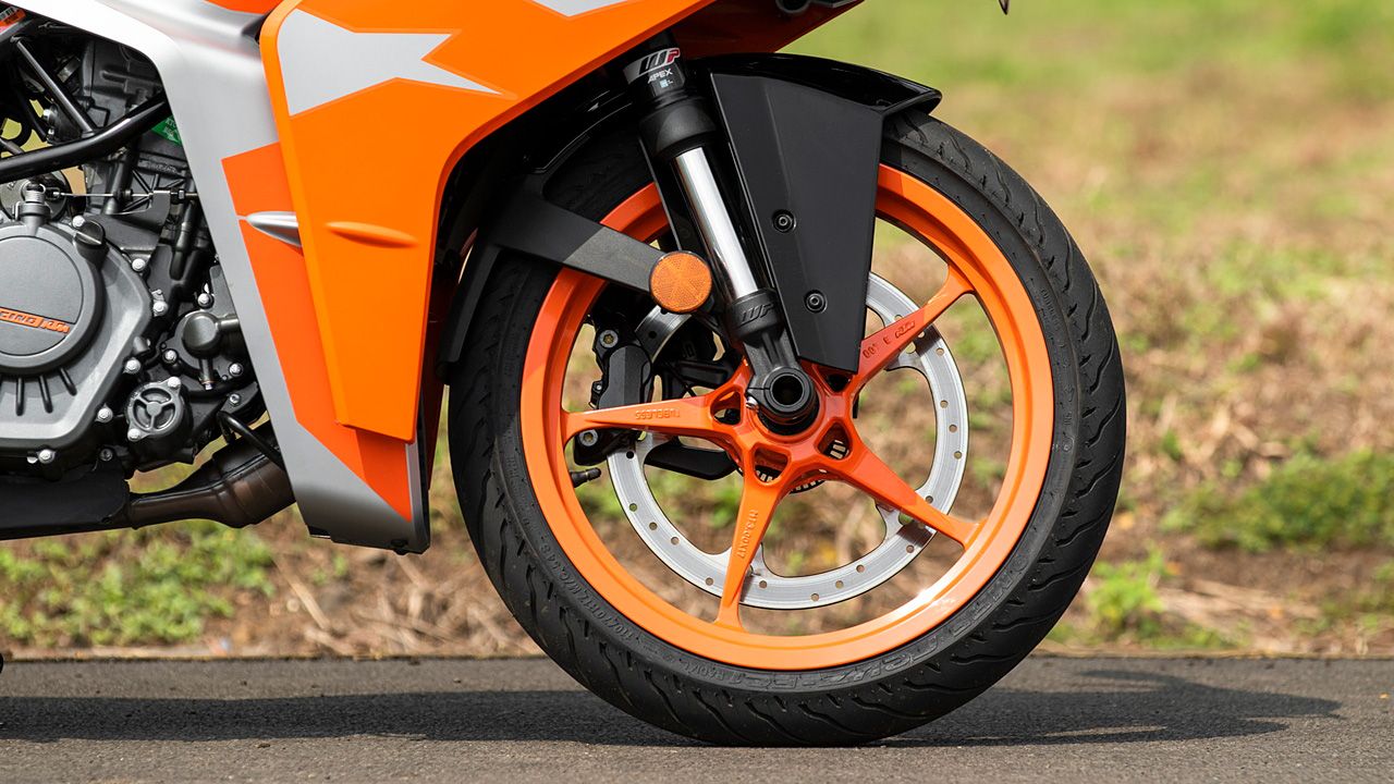 KTM RC 200 Front Wheel