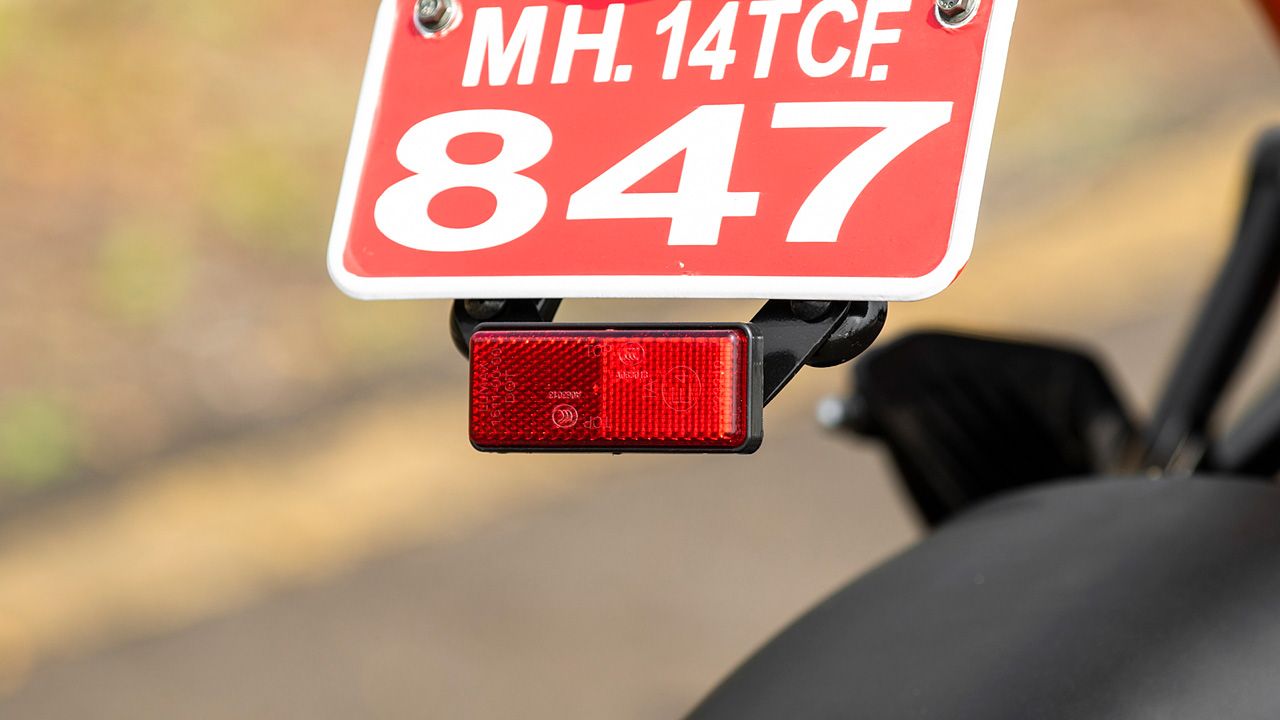 KTM RC 200 Rear Reflex Reflector