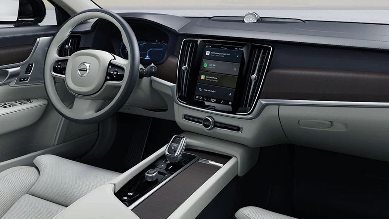 Volvo S90 Dashboard