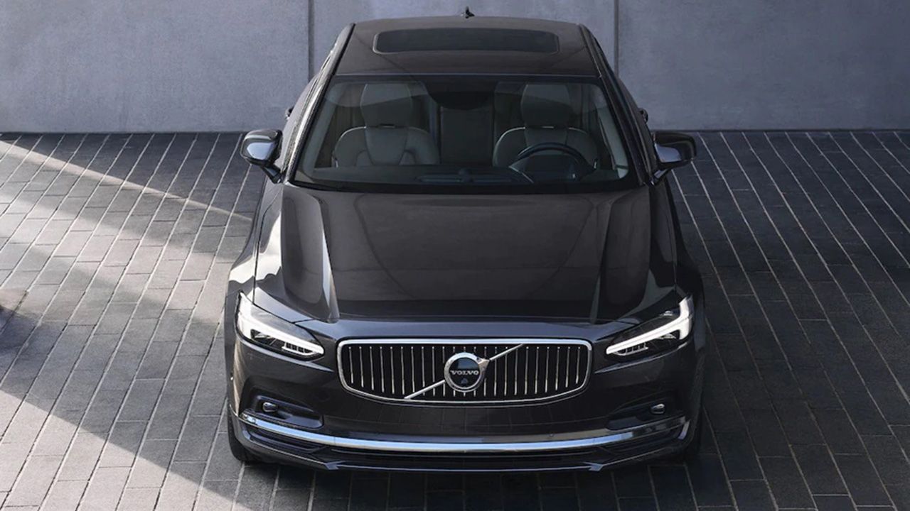 Volvo S90 Front View