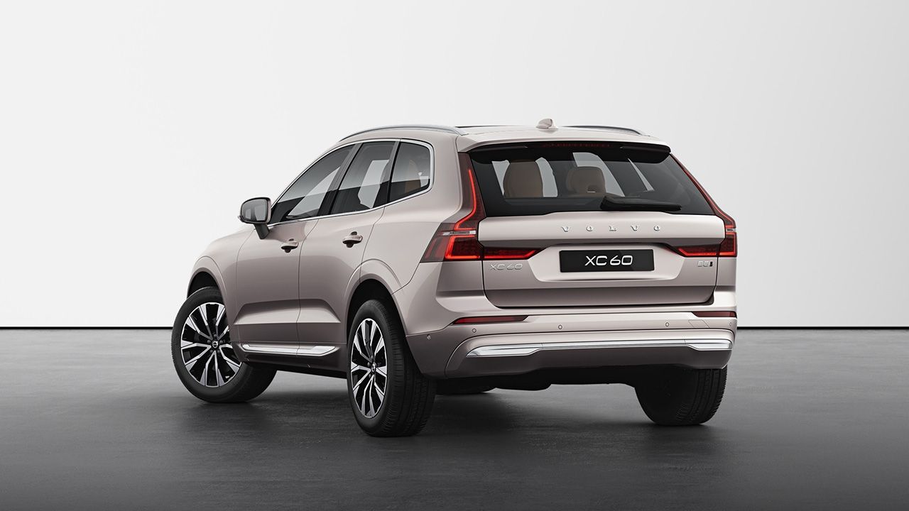 Volvo XC60 Rear Three Quarter