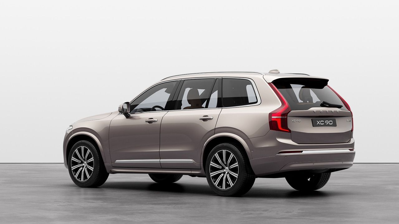 Volvo XC90 Left Rear Three Quarter