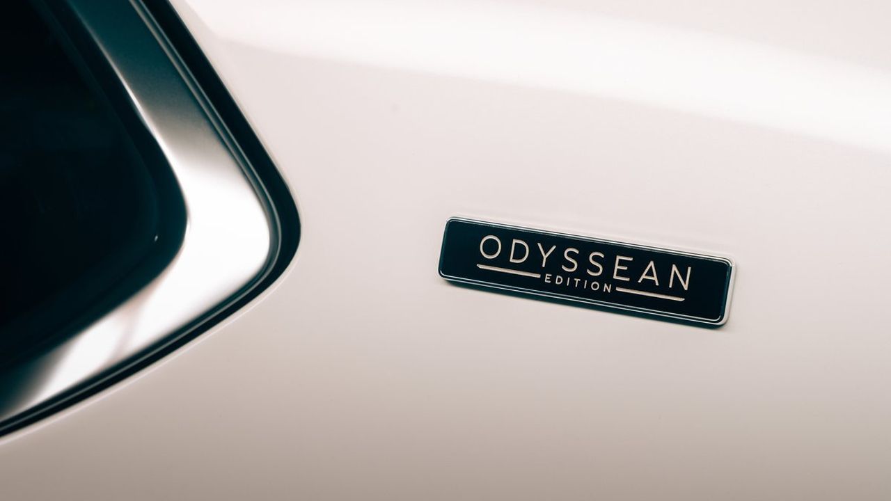 Bentley Bentayga Odyssean Edition 3