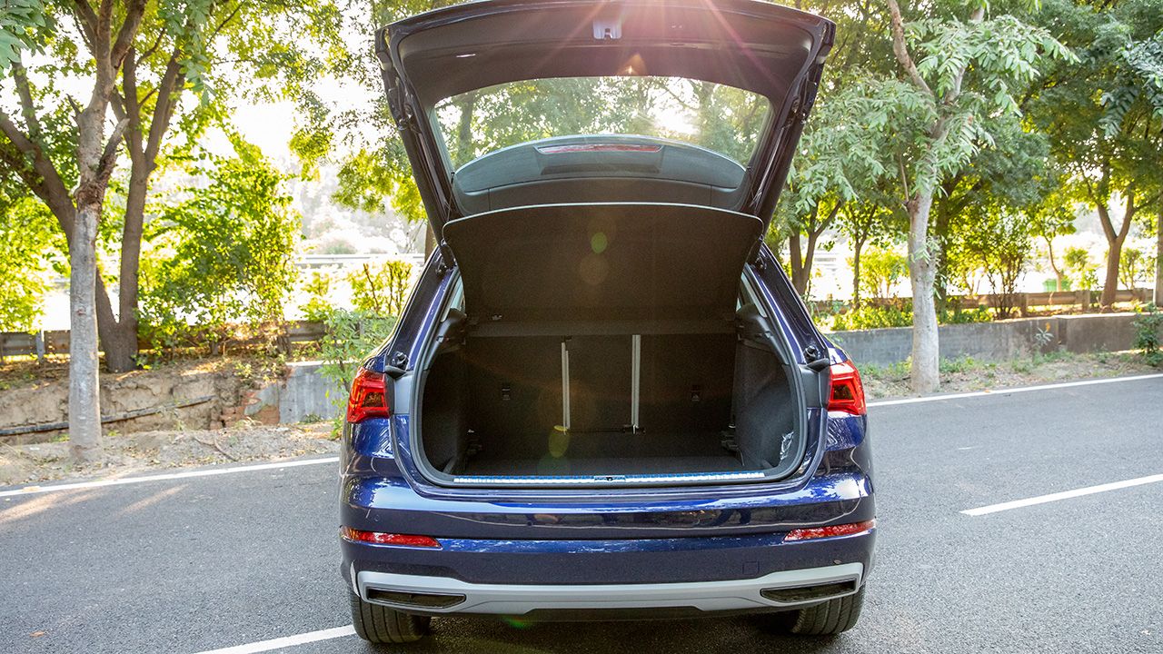 2022 Audi Q3 boot