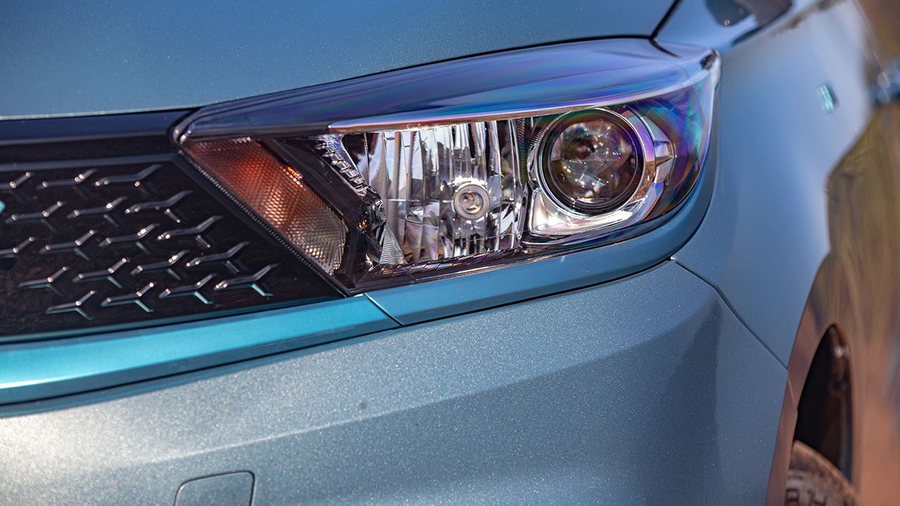 Tata Tiago EV headlamp