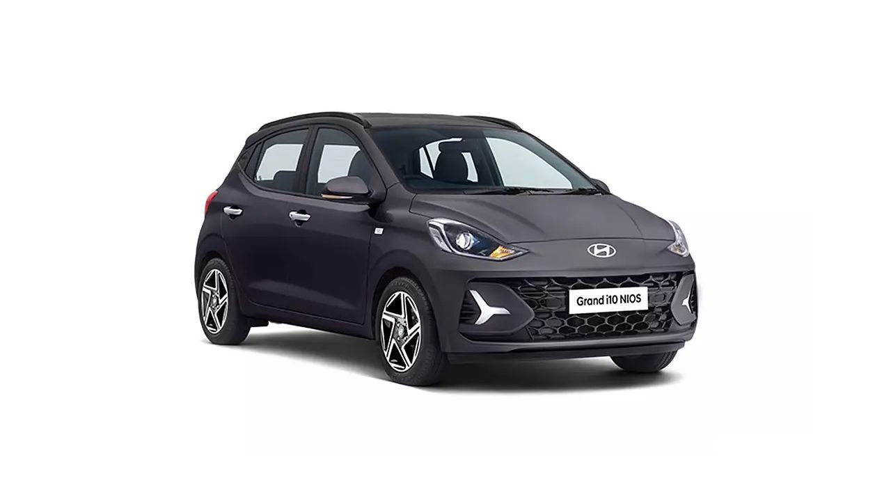 Hyundai Grand i10 Nios Facelift Titan Grey