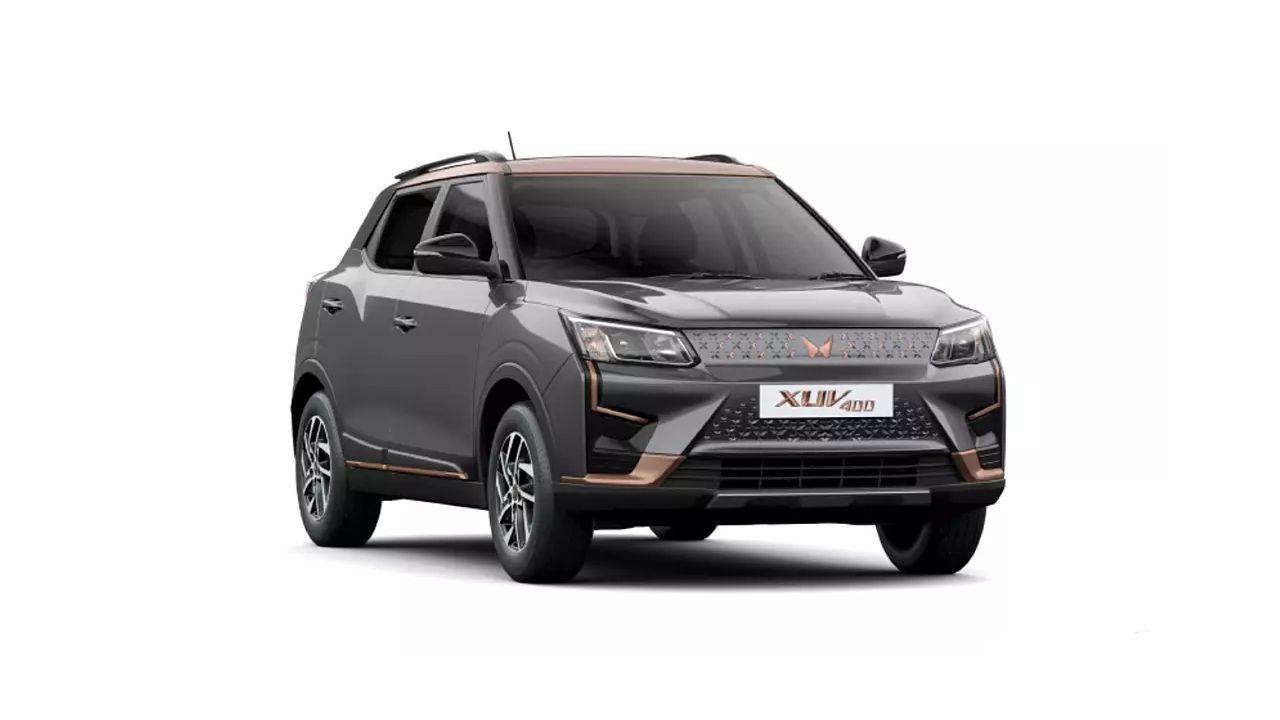 Mahindra XUV400 Satin Copper Galaxy Grey