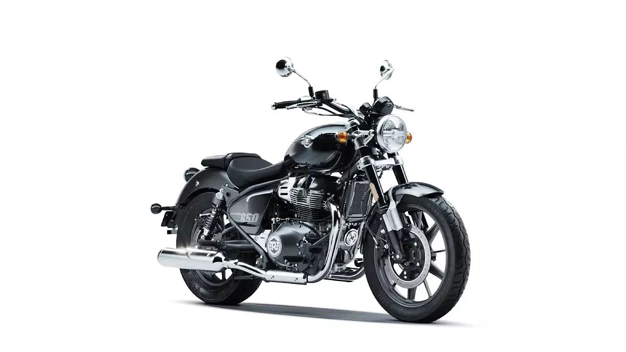 Royal Enfield Super Meteor 650 Astral Black