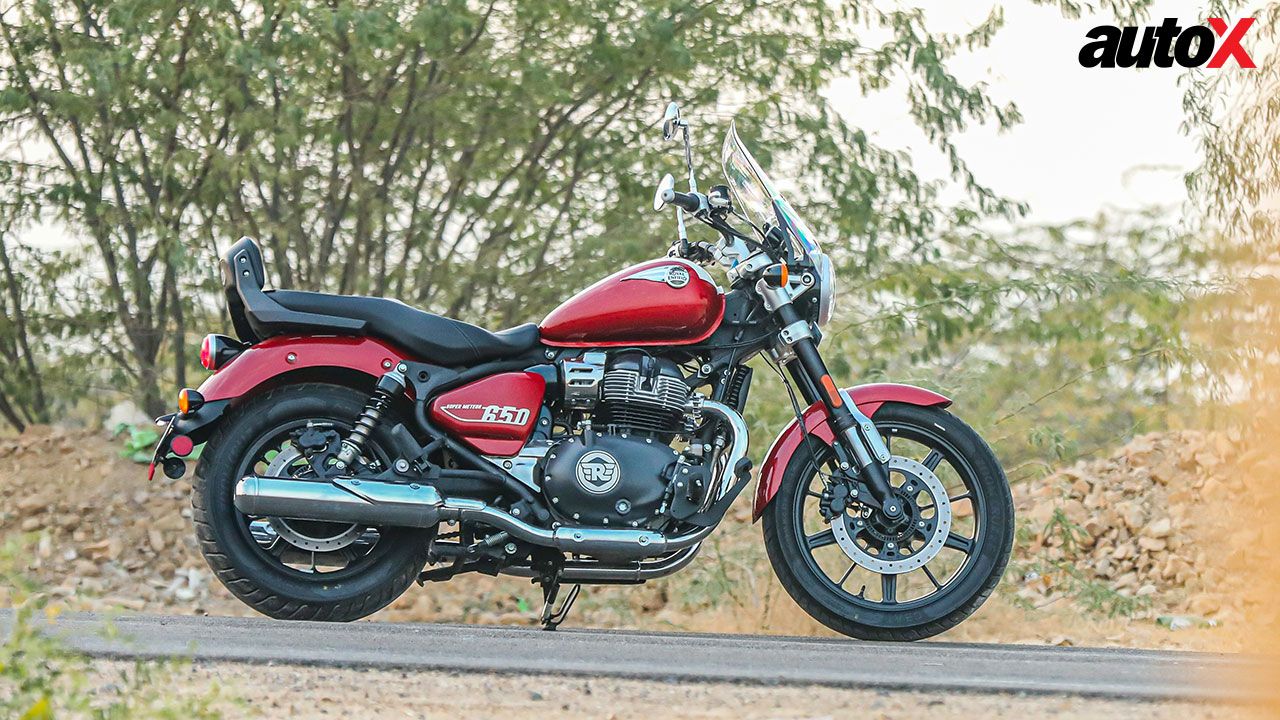 Royal Enfield Super Meteor 650 side design1