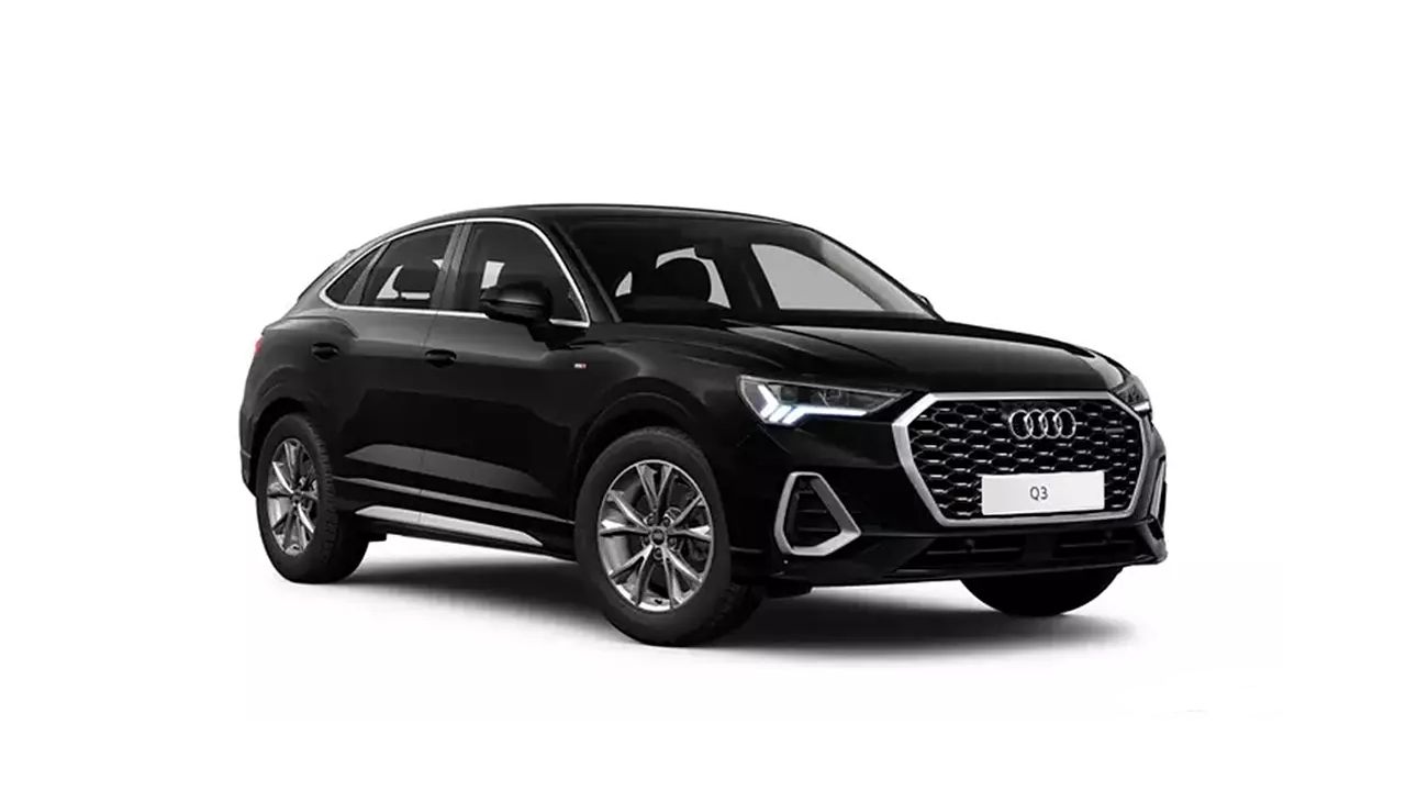 Audi Q3 Sportback Mythos Black Metallic