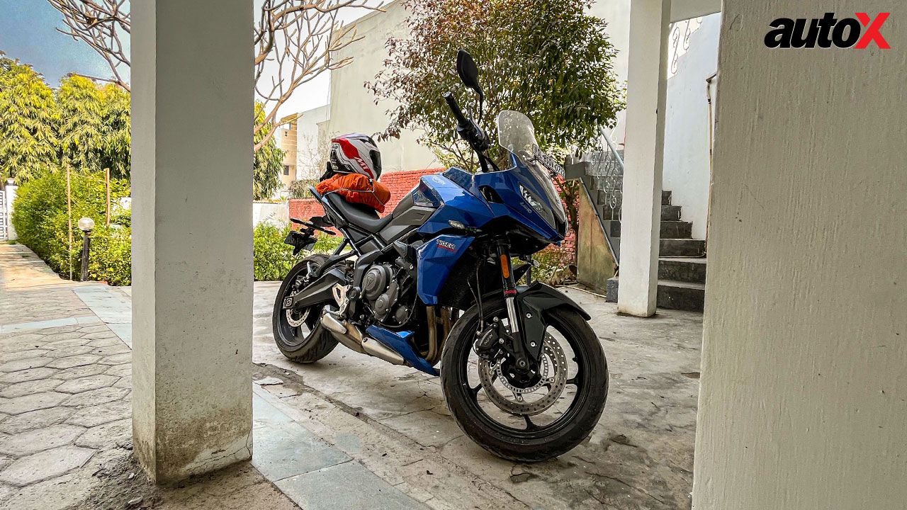 Triumph Tiger Sport 660 Parked