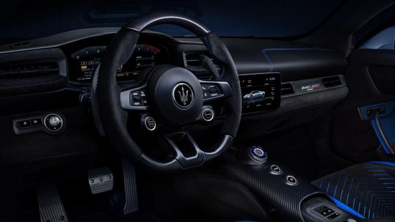 Maserati MC20 Interior