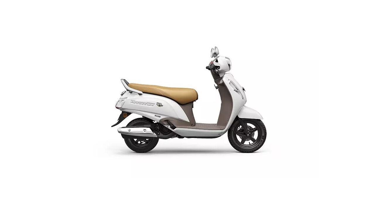 Suzuki Access 125 2023 Pear Mirage white SE 