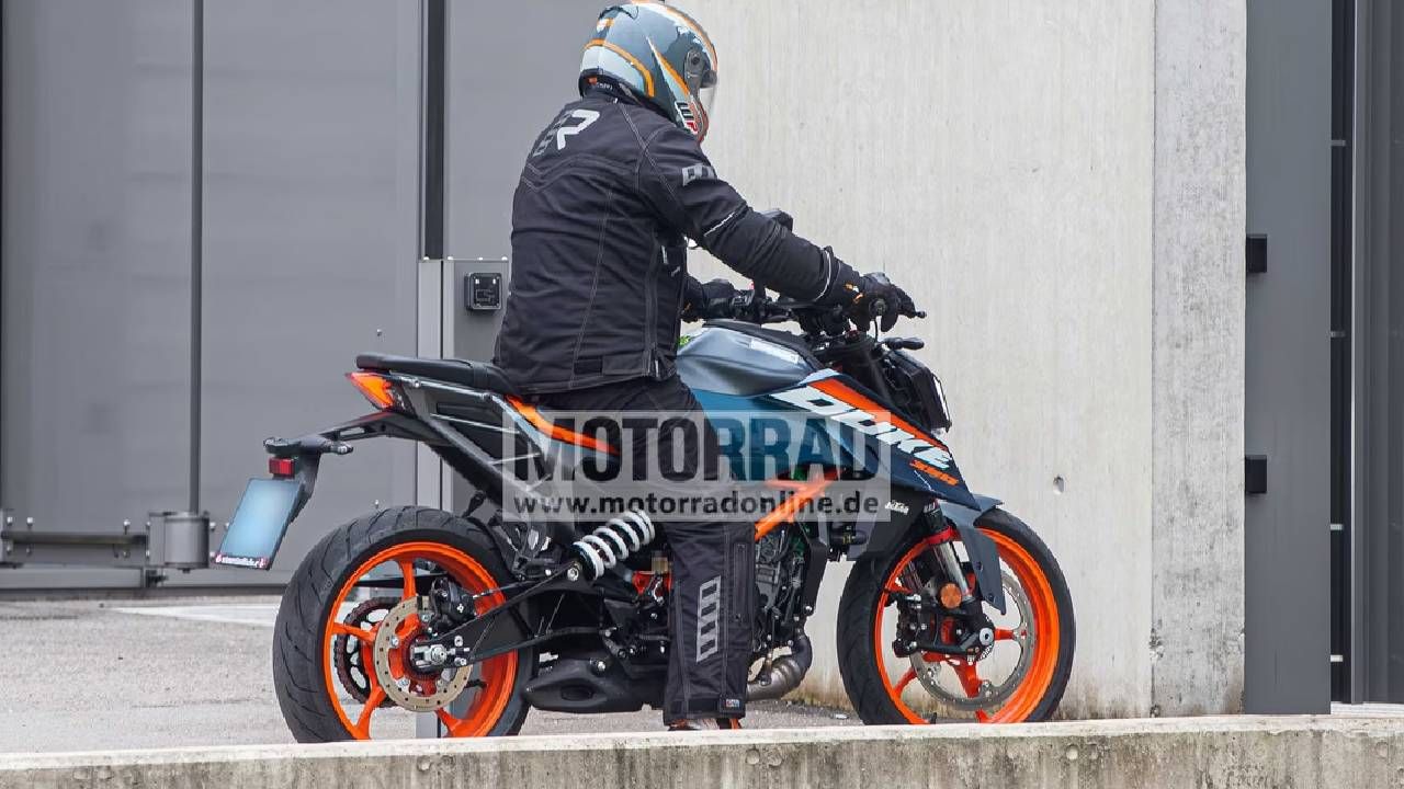 KTM DUKE 390