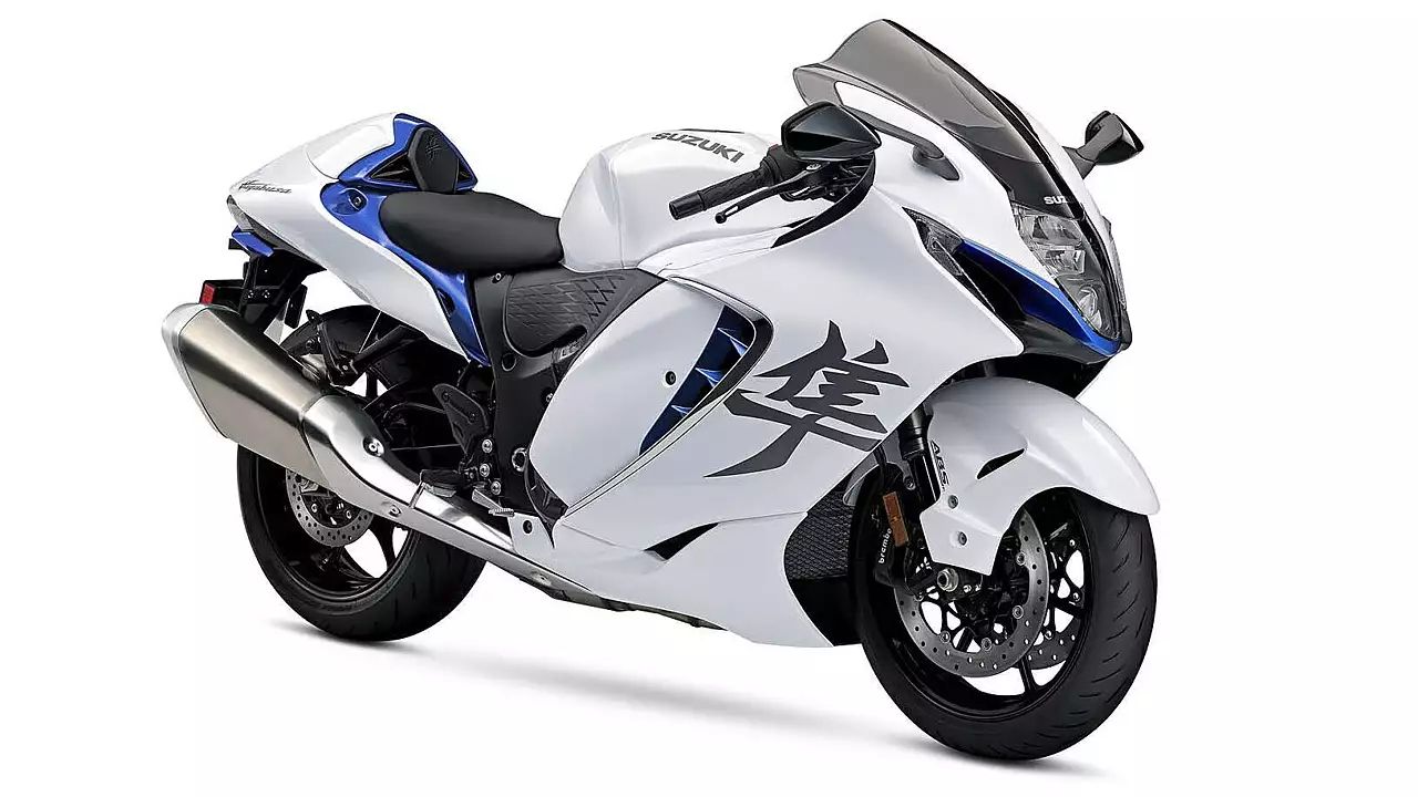 Suzuki Hayabusa Right Front Three Quarter