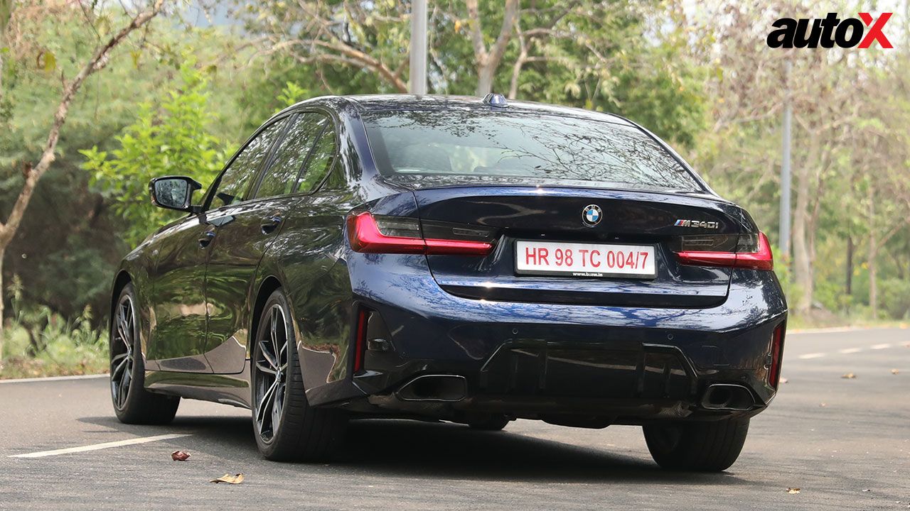 BMW M340i Rear Three Quarter 2