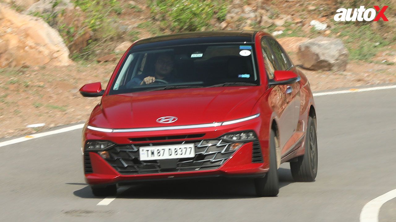 Hyundai Verna Motion View 2 