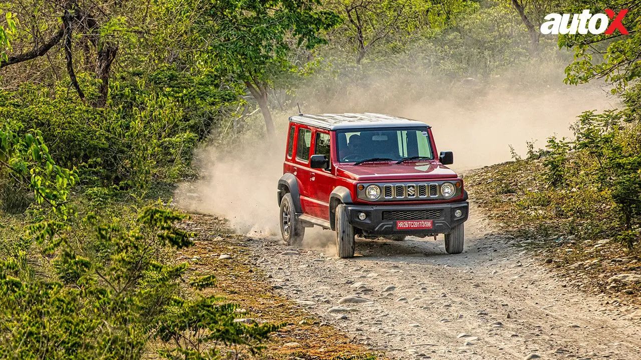 Maruti Suzuki Jimny Right side and Front view