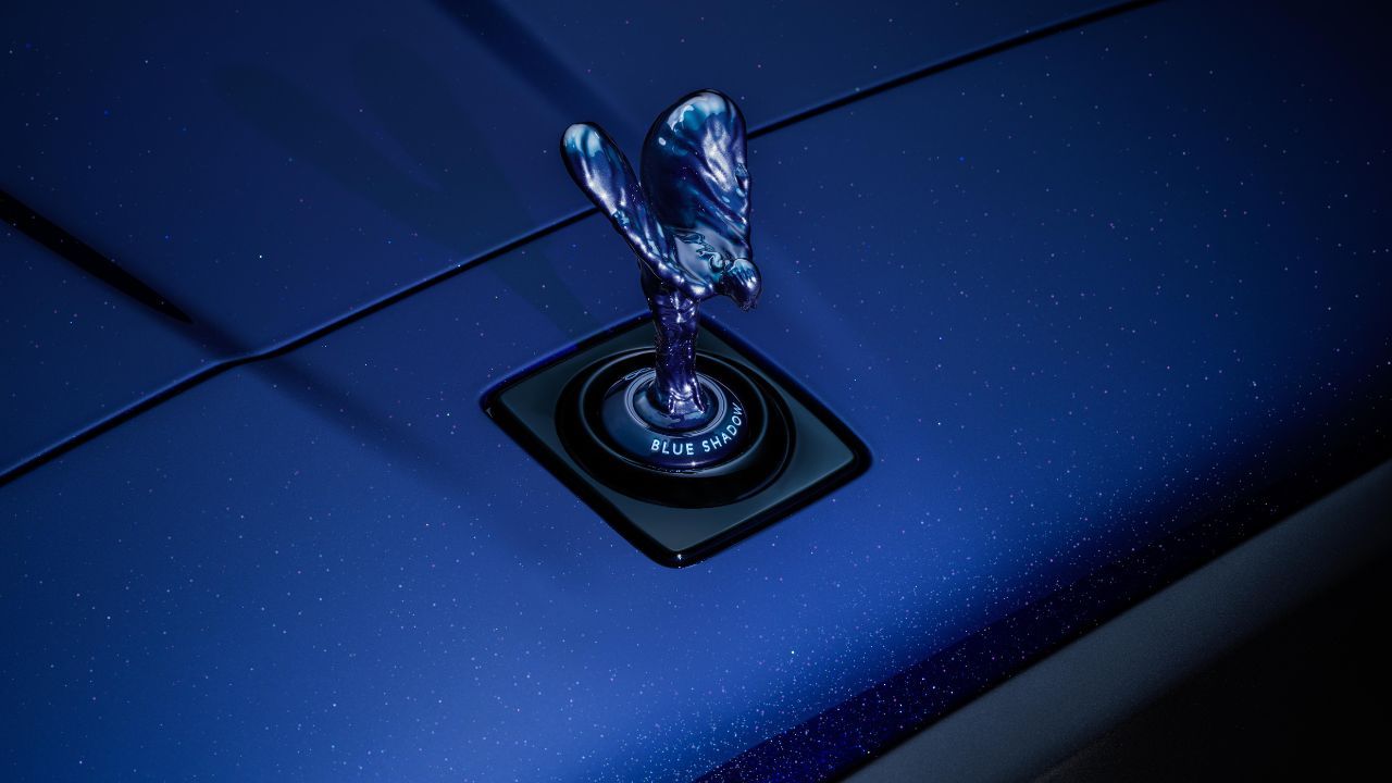 Rolls Royce Cullinan Blue Shadow Edition Spirit Of Ecstasy 