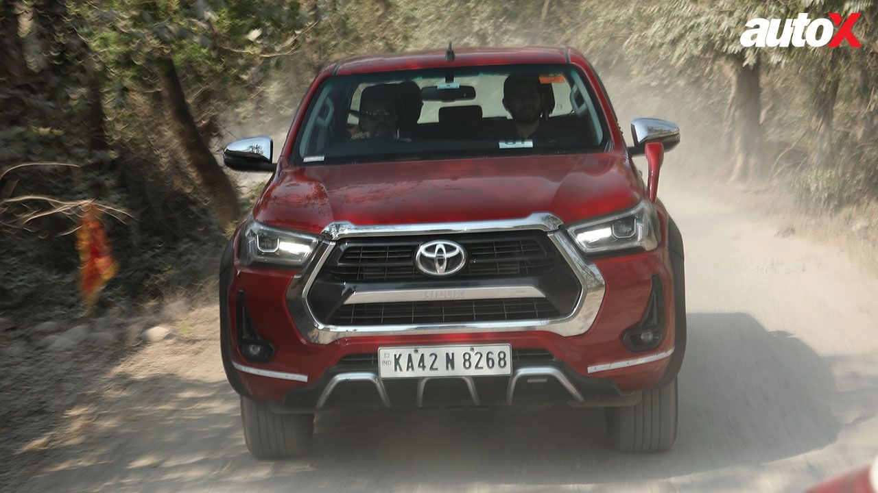 Toyota Hilux Front View