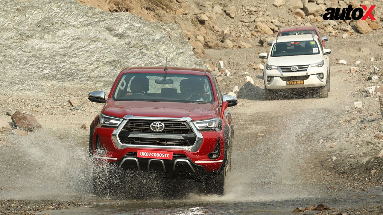 Toyota Hilux Motion View 5 