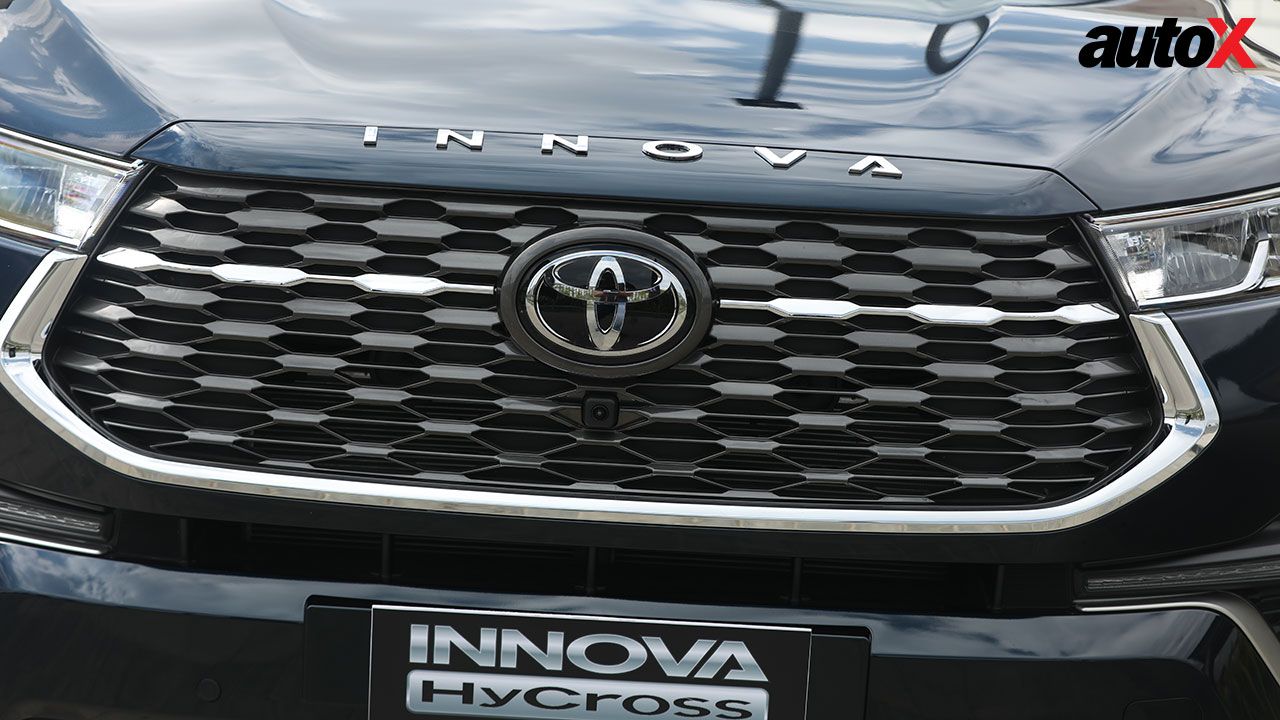 Toyota Innova Hycross Grille