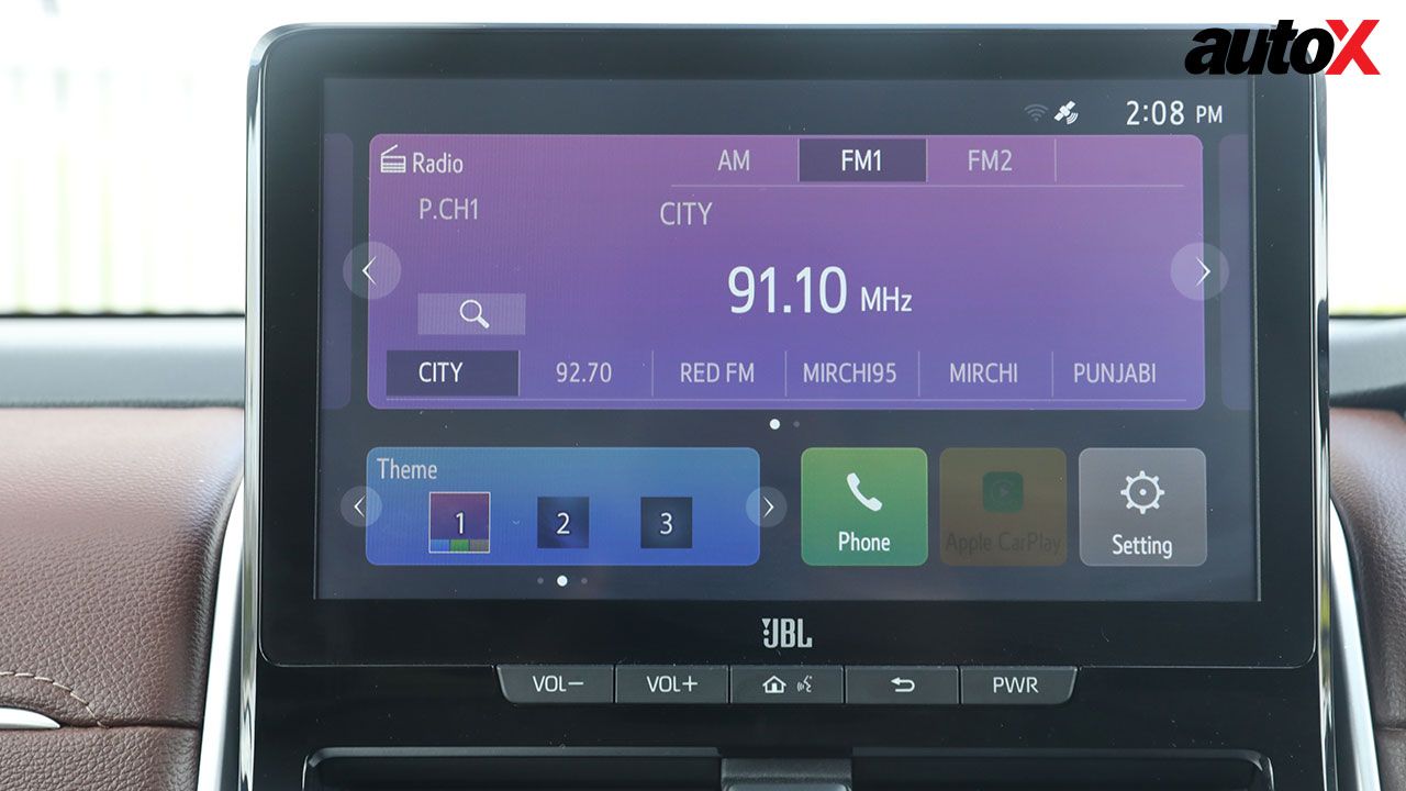 Toyota Innova Hycross Infotainment System