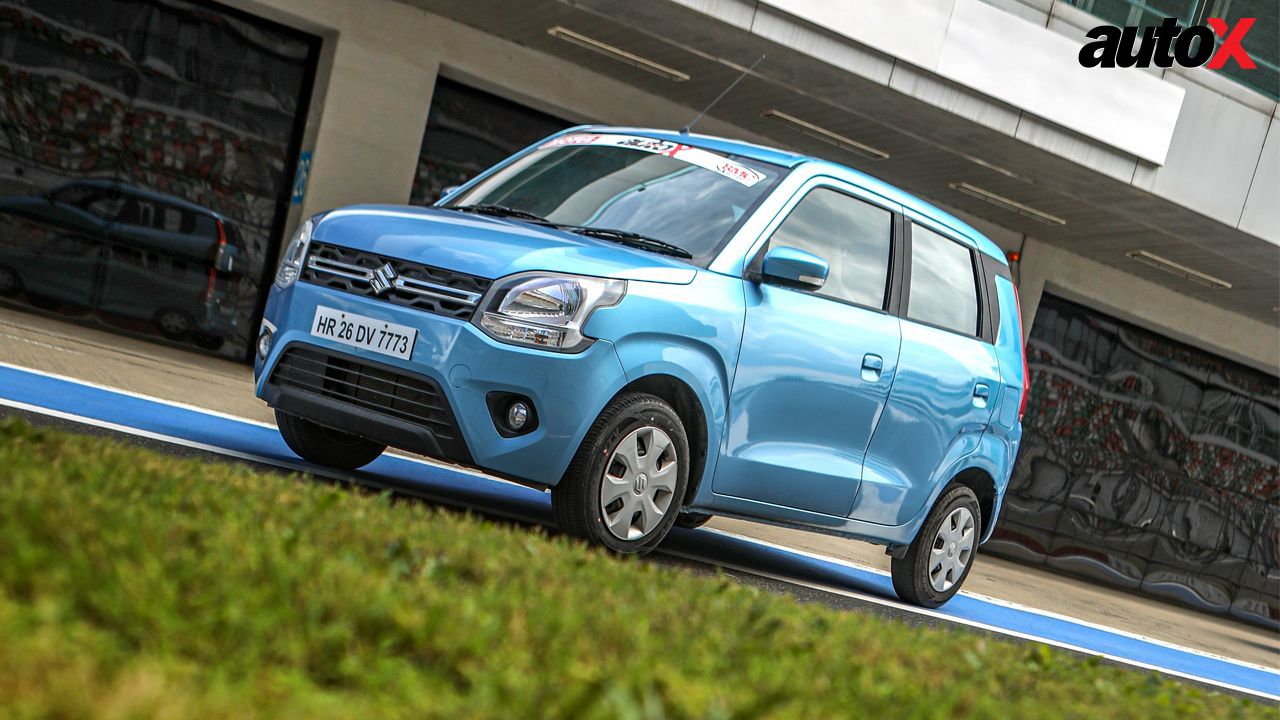 Maruti Suzuki Wagon R Left Side and Front View