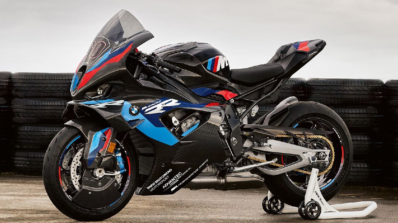 BMW M 1000 RR FINAL