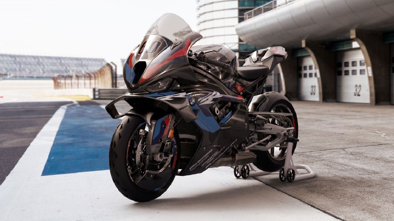 BMW M 1000 RR Front