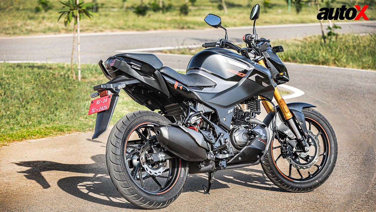 Hero Xtreme 160R 4V Rear Right Quarter Shot