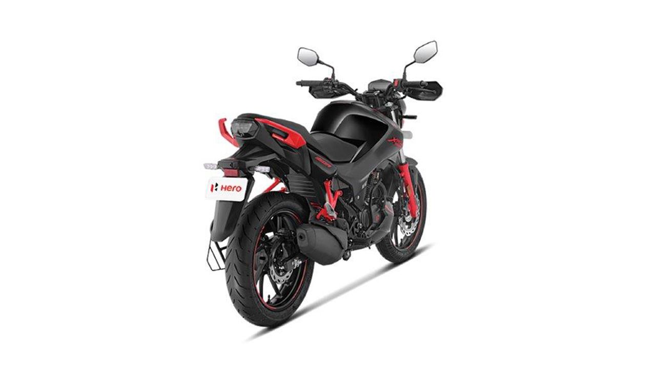 Hero Xtreme 160R Right Rear Three Quarter