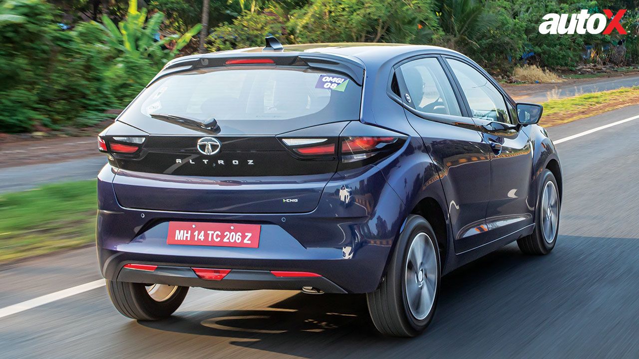 Tata Altroz iCNG Rear Three Quarter jpg