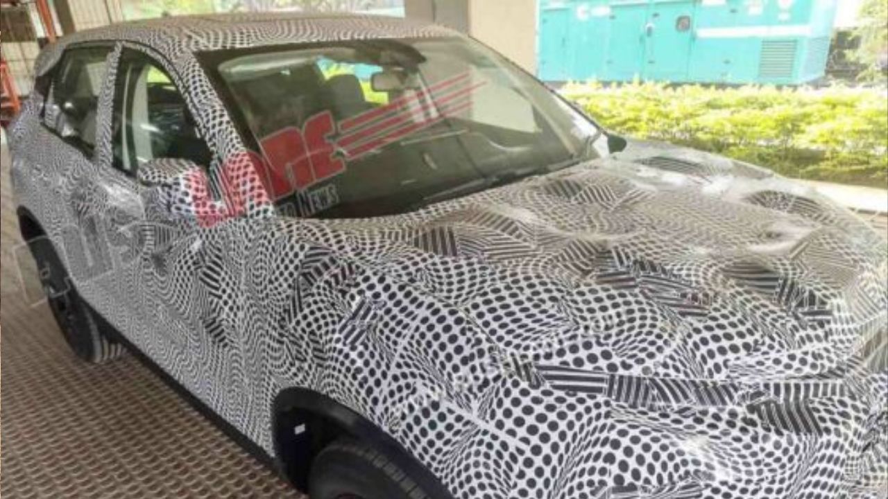 Tata Harrier Facelift Spied 