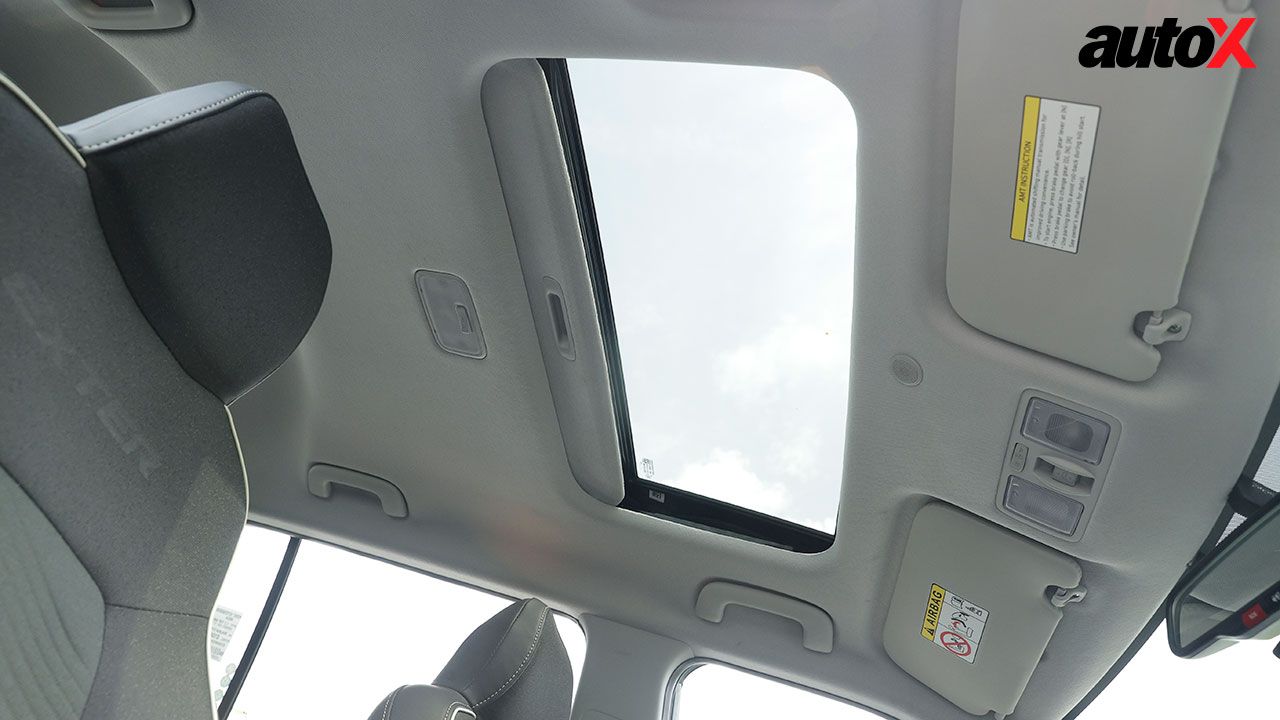 Hyundai Exter Sunroof